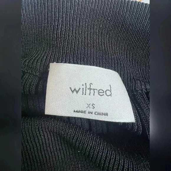 Aritzia || Wilfred Zeta Ribbed Midi Skirt with Slit Black Size XS - Picture 6 of 7